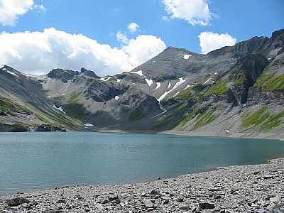 119-1935_img.jpg